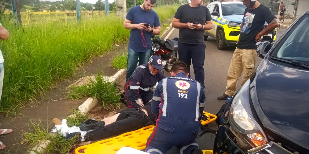 Equipe do Samu realizou os primeiros atendimentos à vítima