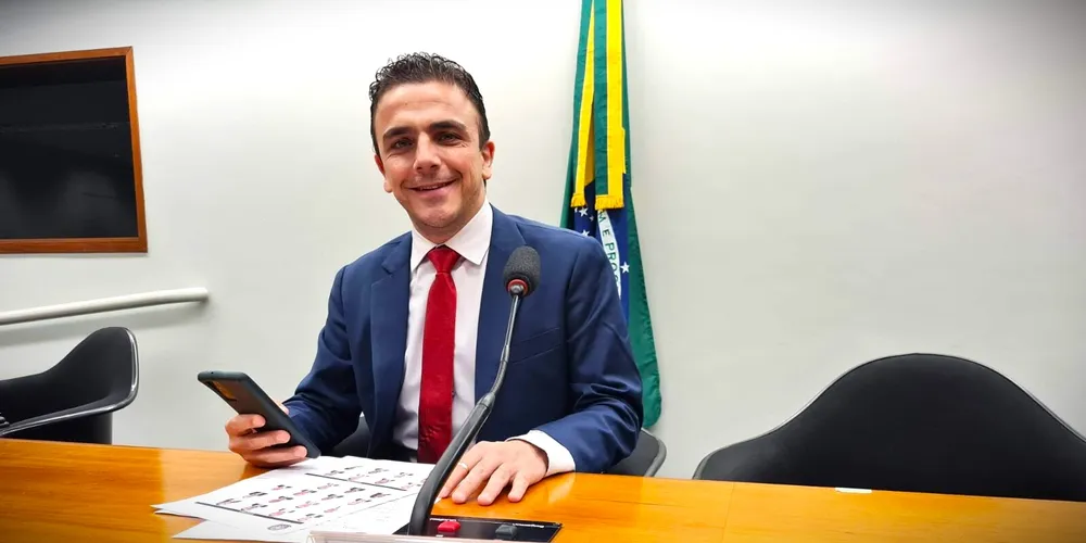 Aliel Machado, deputado federal, fez o anúncio nesta sexta-feira (31)