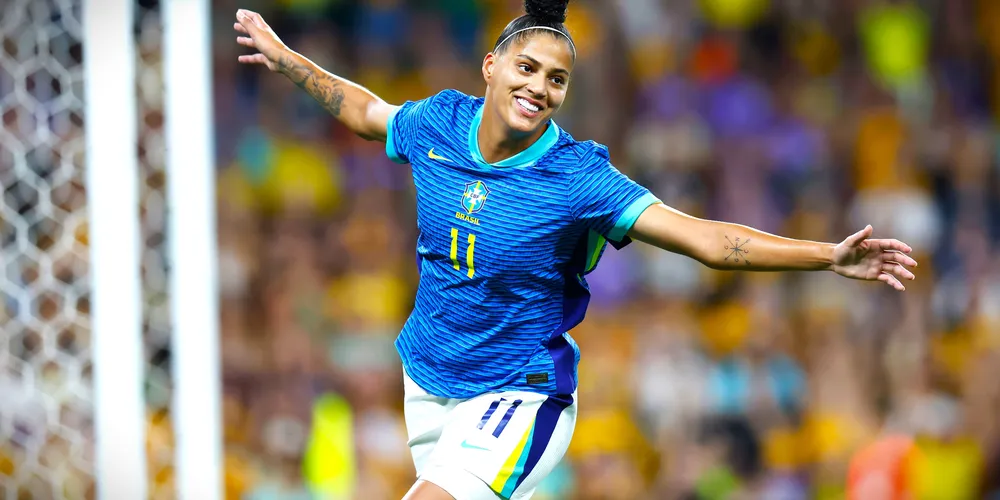 Amanda Gutierres foi destaque da seleção brasileira em amistoso contra a Austrália