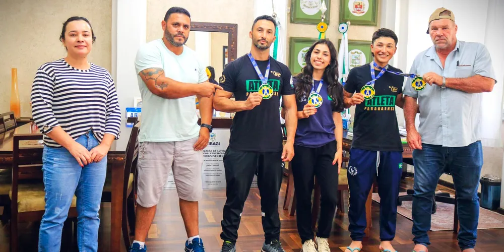Esportistas se reuniram com o prefeito Artur Butina