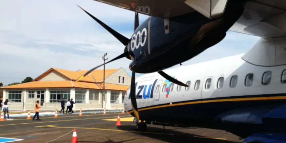Azul Linhas Aéreas anunciou a suspensão dos voos de Ponta Grossa a Campinas