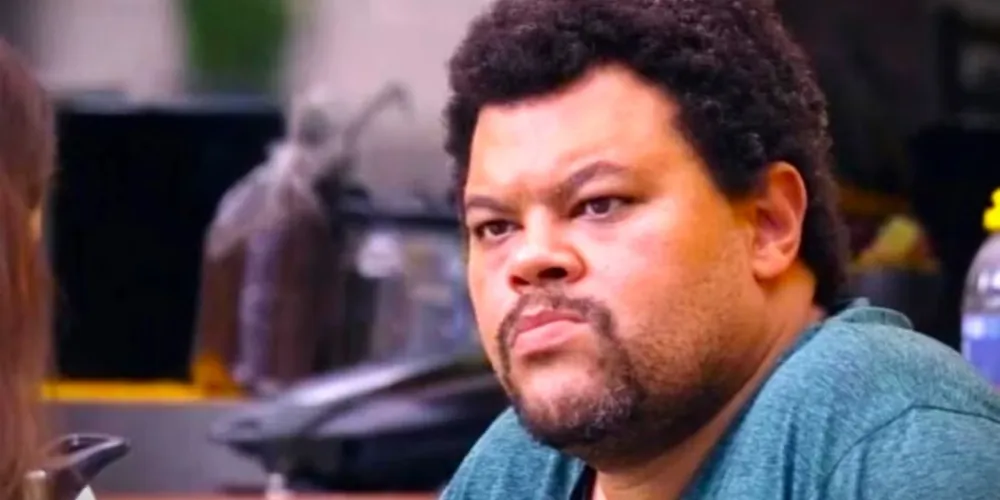 Babu não teve ferimentos graves devido ao acidente, apenas escoriações pelo corpo