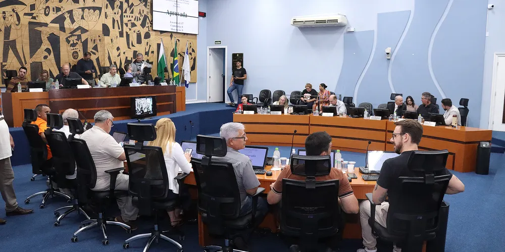 Vereadores aprovaram o PL nº 382/2024, que estabelece o orçamento geral do Município para o exercício de 2025
