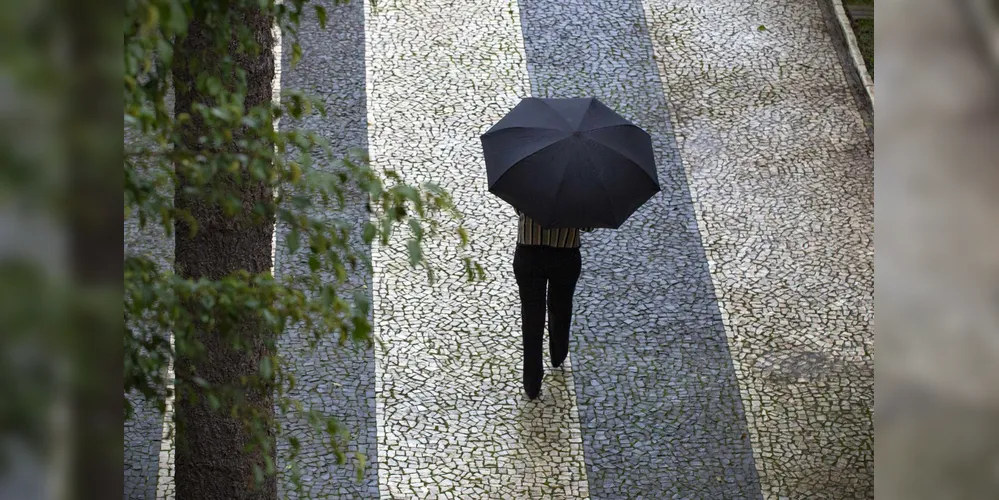 Chuva está prevista entre o fim da manhã e o início da tarde