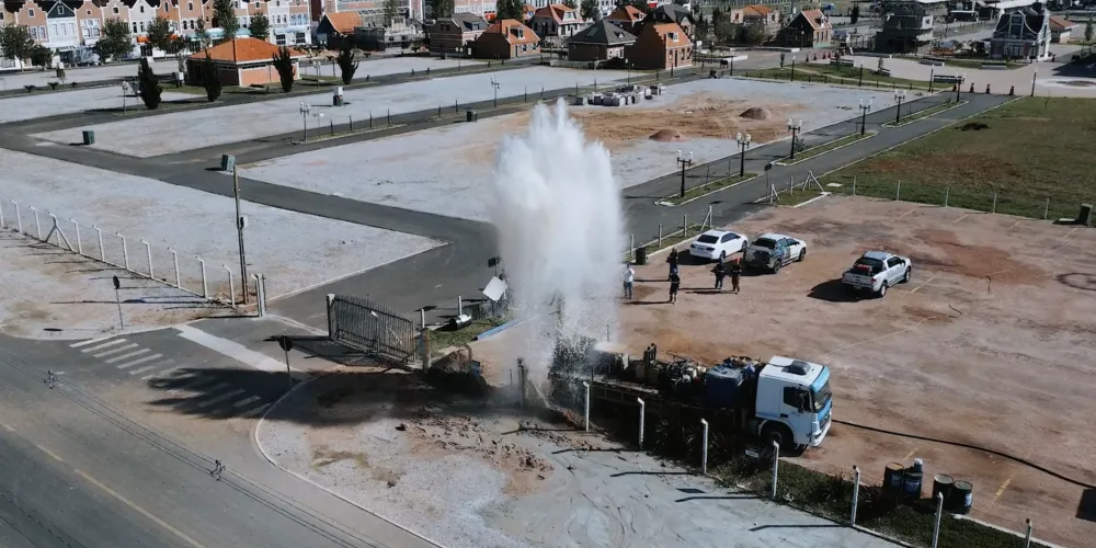 A Hidroponta, empresa ponta-grossense, apresenta o poço artesiano como uma solução para contornar a falta de água na cidade, em qualquer período do ano