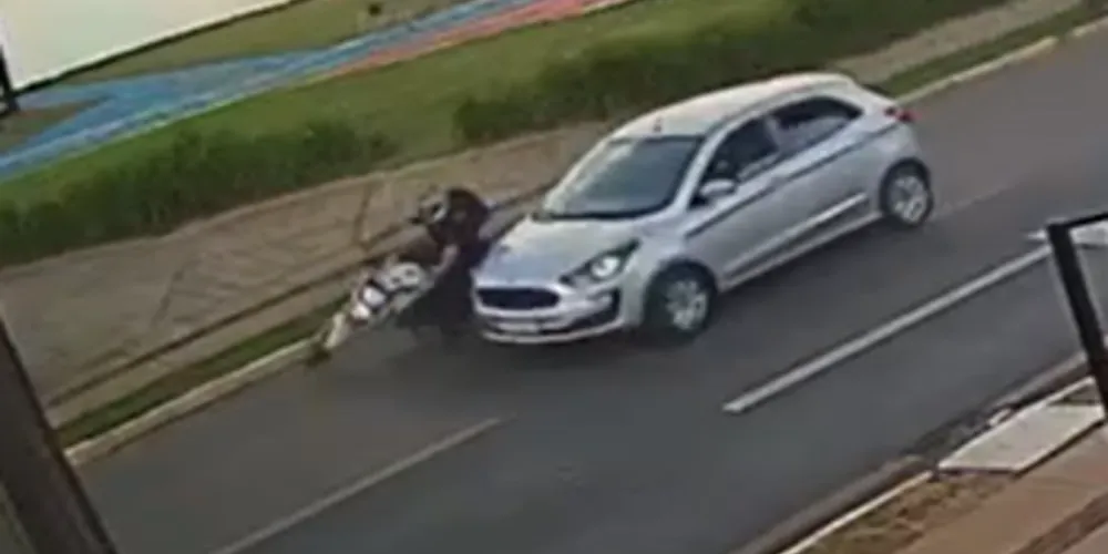 Acidente aconteceu na Rua Lagoa dos Bandeirantes