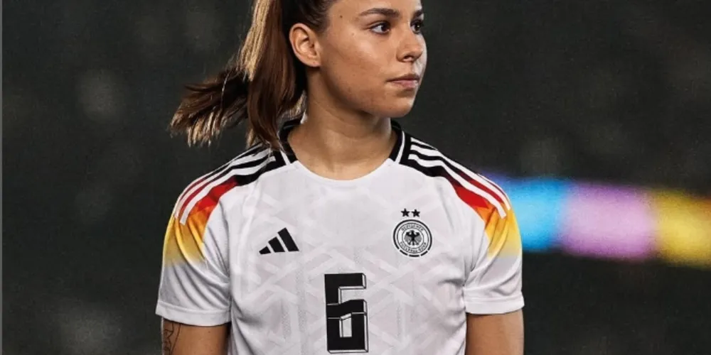 A jogadora relatou que muitos comentários sugeriam que mulheres não deveriam ocupar espaço no futebol