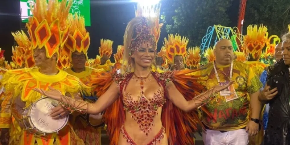 Lexa estava afastada do posto por conta do estado crítico de saúde durante a gravidez