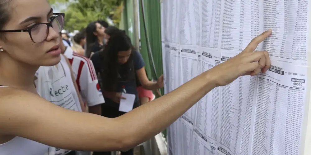 Os candidatos podem usar a nota do Enem para o SiSU, Fies e ProUni