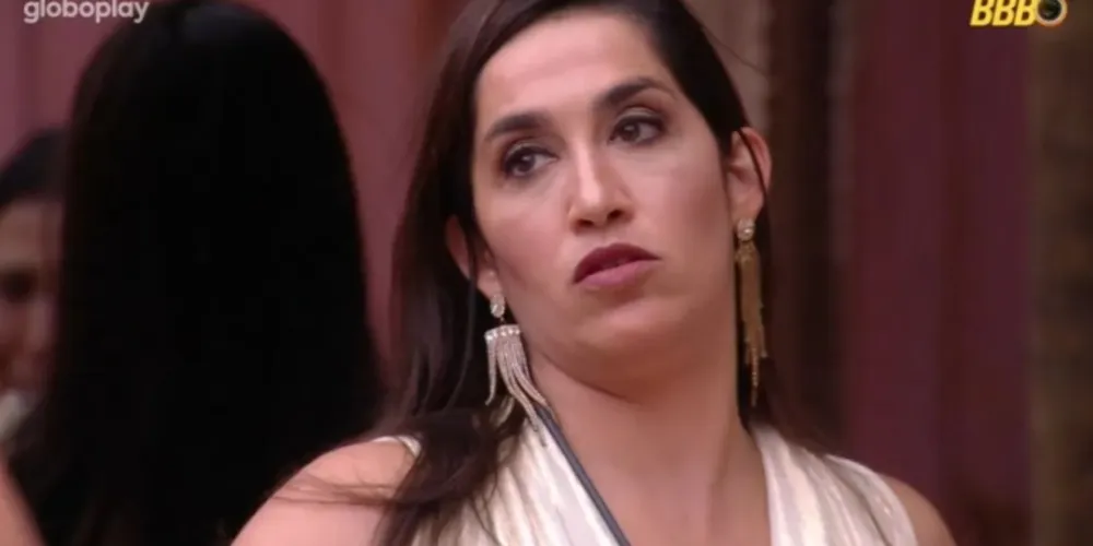 Daniele ficou presa em um local à parte da festa