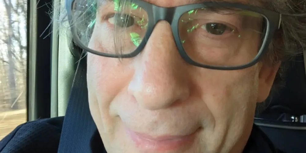 Neil Gaiman, autor de "Coraline" e "Sandman"