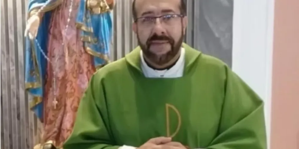 A denúncia contra o padre veio à tona em 2021, quando a vítima registrou a ocorrência contra ele