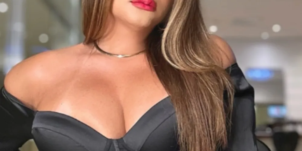 Eles iniciaram um namoro e passaram a morar juntos na residência dela, no Rio de Janeiro