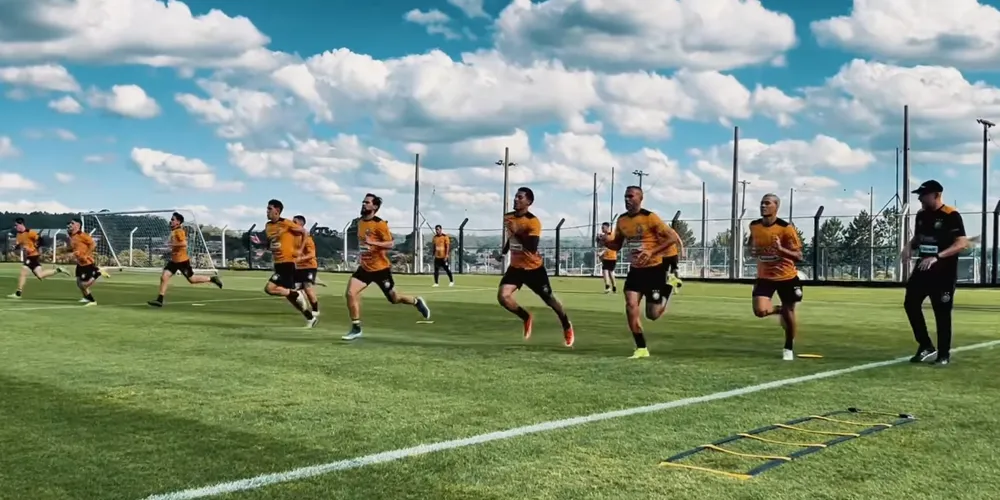 Equipe retomou os treinos no CT-UEPG