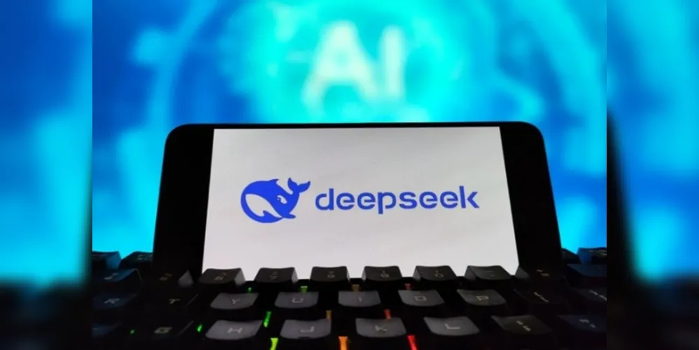 A DeepSeek anunciou o lançamento de um assistente gratuito que utiliza chips de baixo custo