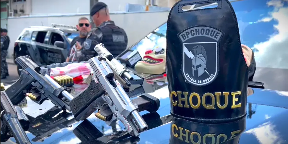 Armamento foi apreendido pelas autoridades de segurança
