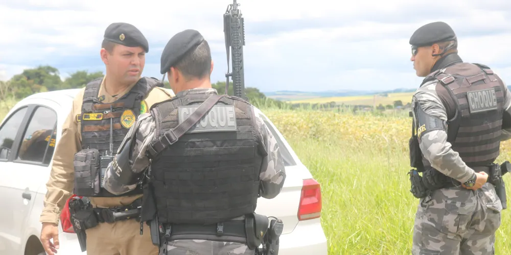 Equipes da Polícia Militar estiveram no local da ocorrência