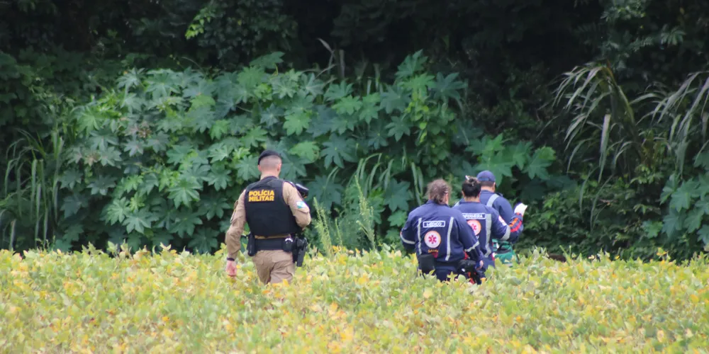 Equipes da Polícia Militar e do Samu estiveram no local da ocorrência