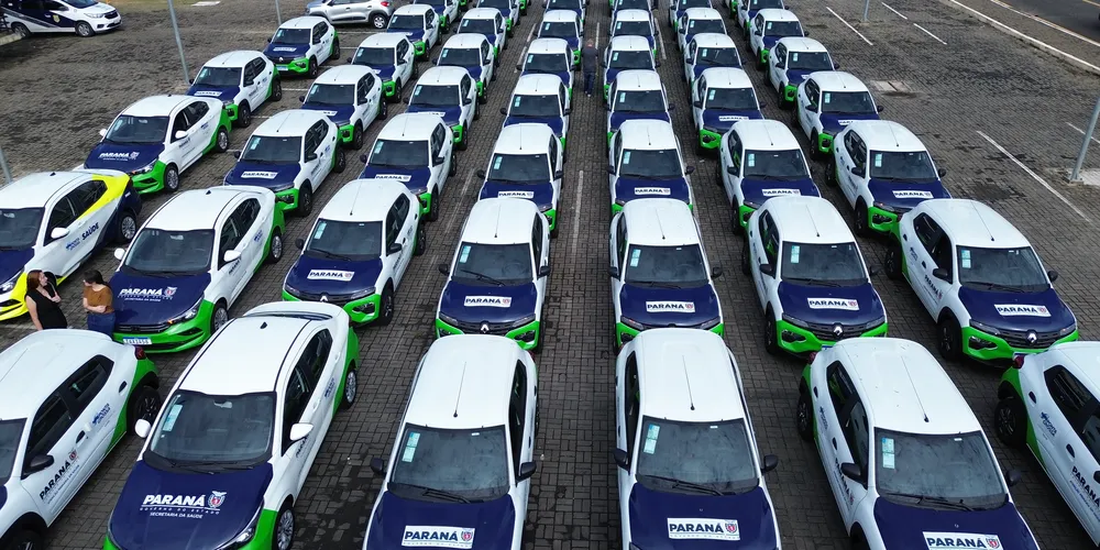 Ao todo, 61 veículos foram entregues