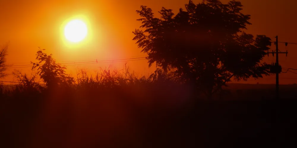 Calor aumenta risco de tempestades em todo o Paraná