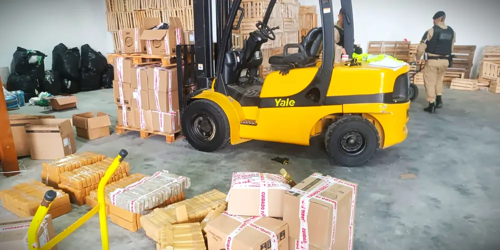 Cocaína e maconha estavam num barracão