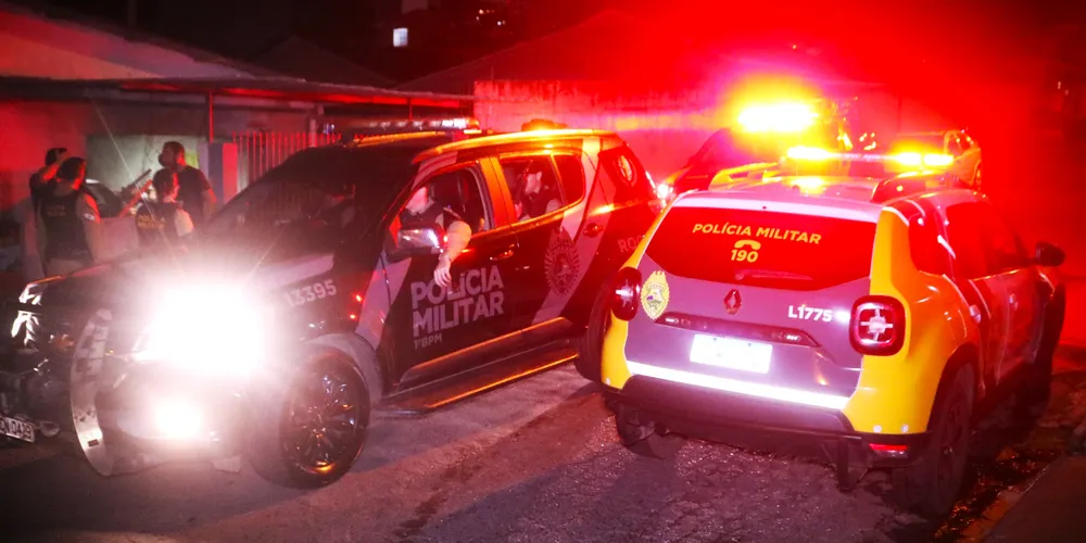 Equipes da Polícia Militar estiveram no local da ocorrência