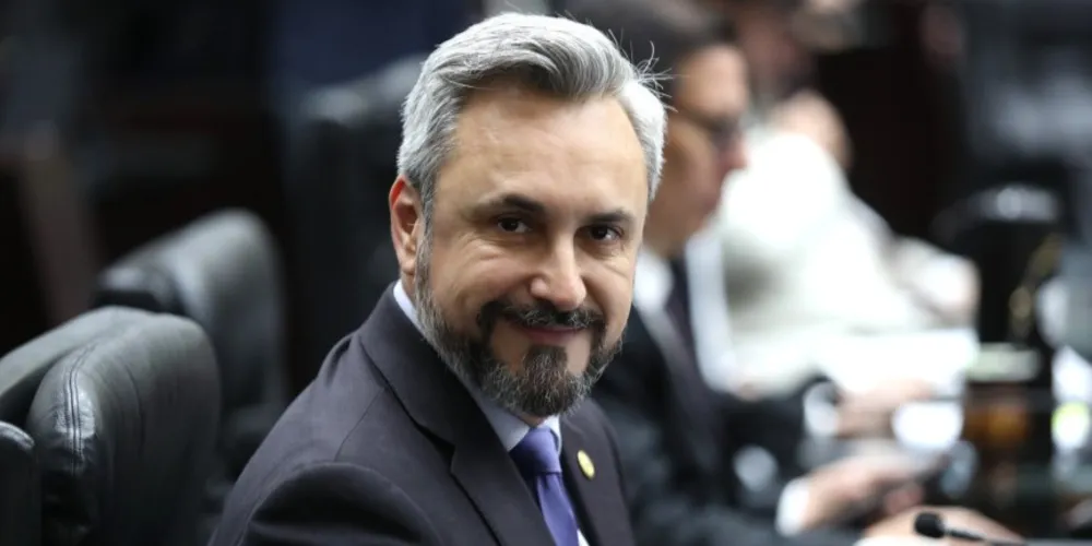 Deputado estadual Fabio Oliveira (Podemos) é um dos representantes oficiais de Ponta Grossa, na Assembleia Legislativa do Paraná