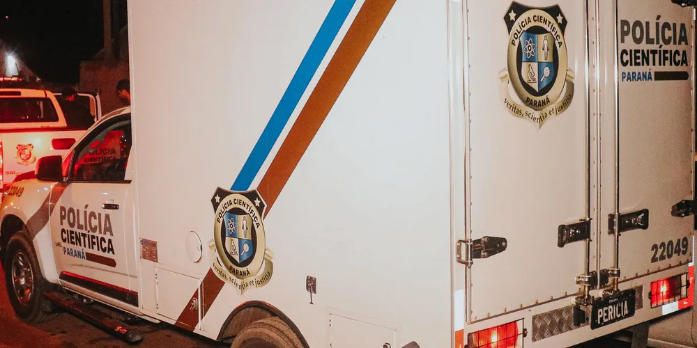 Corpo da vítima foi trazido para o Instituto Médico Legal (IML) de Ponta Grossa