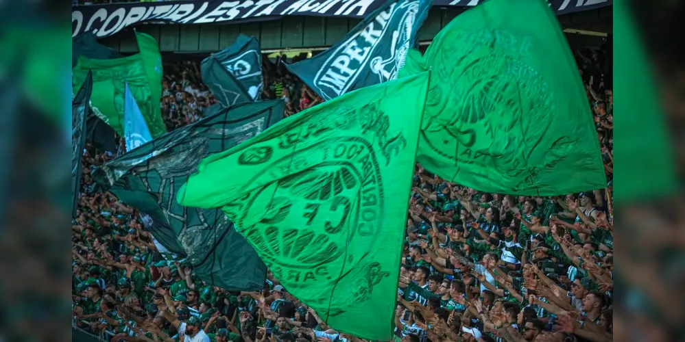 Império Alviverde é a torcida organizada do Coritiba Foot Ball Club