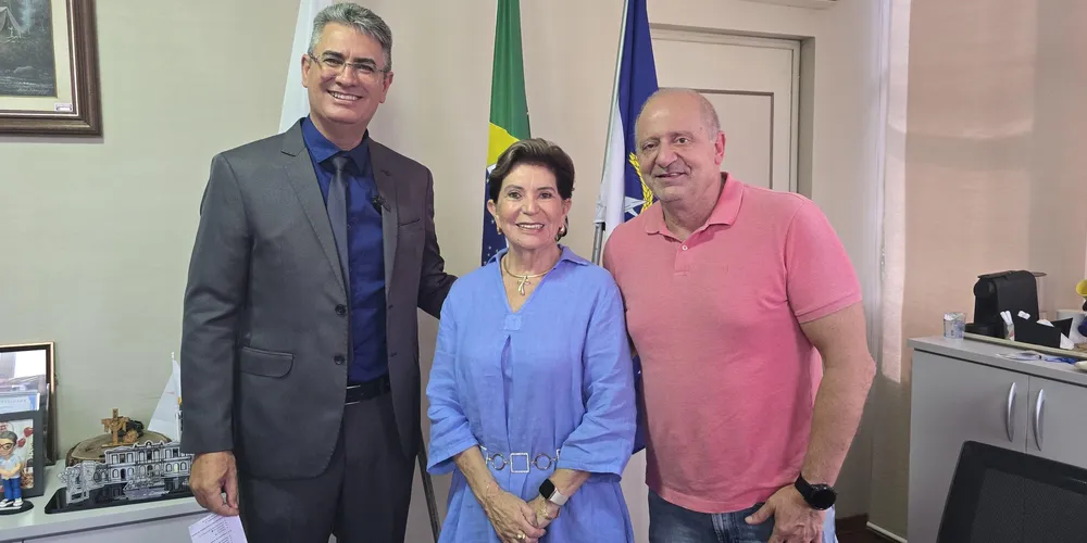 Julio Küller, Elizabeth Schmidt e Dr. Zeca fortalecem relacionamento institucional da Câmara de Ponta Grossa com a Prefeitura Municipal