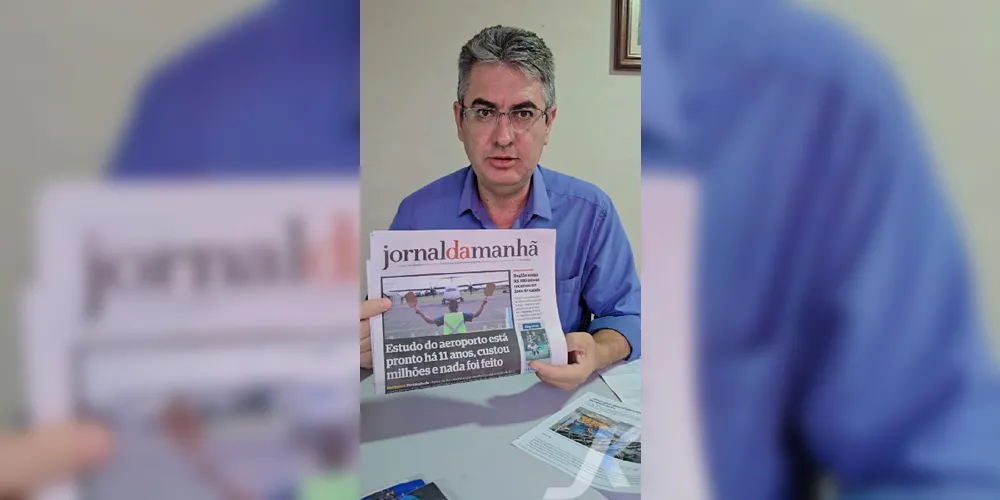 Julio Küller usa o Jornal da Manhã para afirmar que, diante do exposto nas reportagens, a Câmara irá fiscalizar os trâmites envolvendo o Aeroporto Sant'Ana