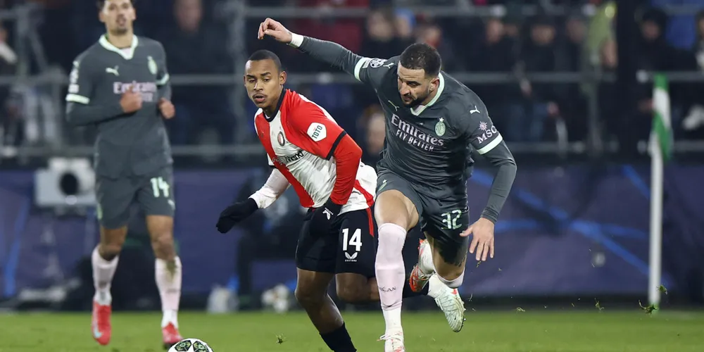 O brasileiro Igor Paixão marcou o gol que via classificando o Feyenoord para as oitavas de final