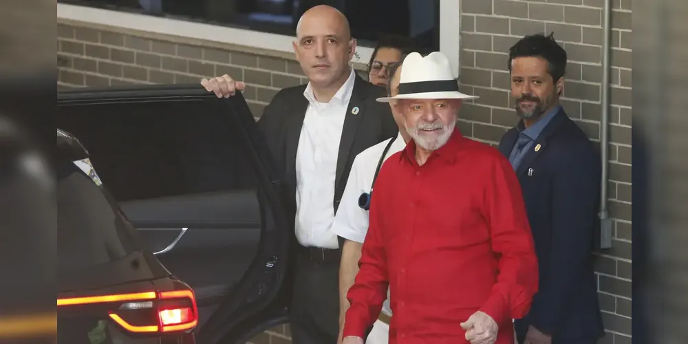 Lula foi submetido a uma tomografia nesta quinta-feira (19)