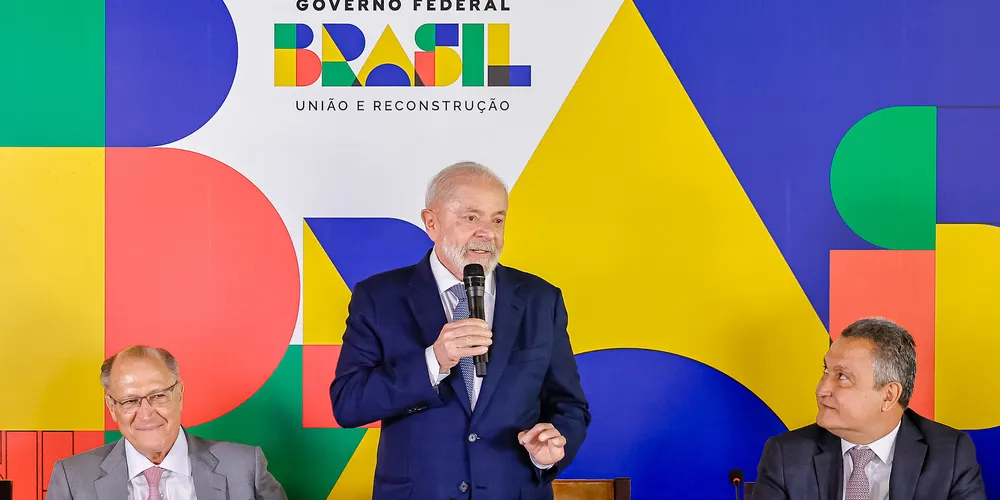 Primeira reunião com os ministros aconteceu nesta segunda-feira (20)