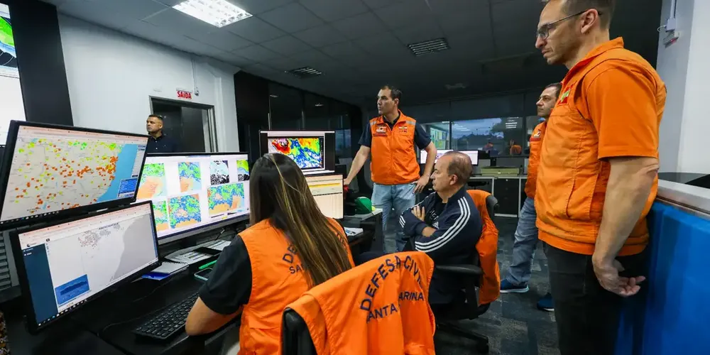 Nenhum serviço de saúde foi afetado pela chuva, informa o MS