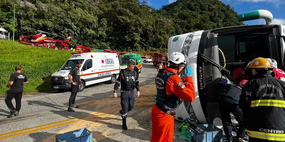 Acidente aconteceu próximo ao KM 16 da rodovia SC-418