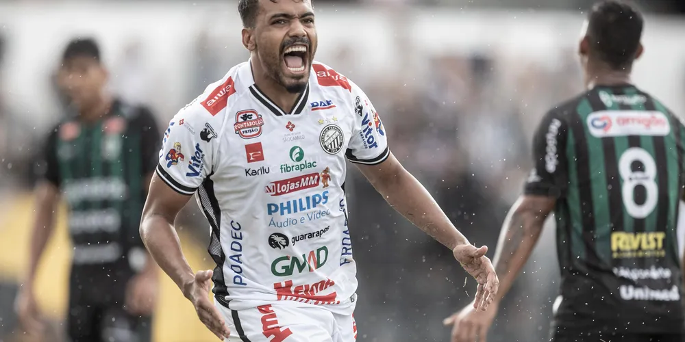 Fantasma encerra a primeira fase na liderança