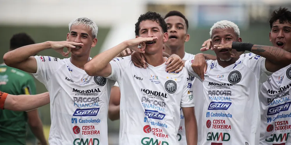 Com o resultado, o Operário chega a três pontos e assume a liderança do Grupo 3 da competição