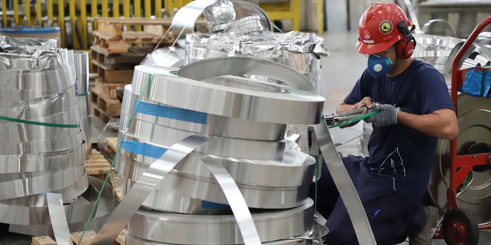 Paraná se torna o 3º maior empregador da indústria de transformação do Brasil