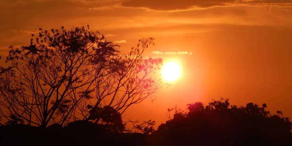 Calor e umidade ainda podem gerar pancadas típicas de verão