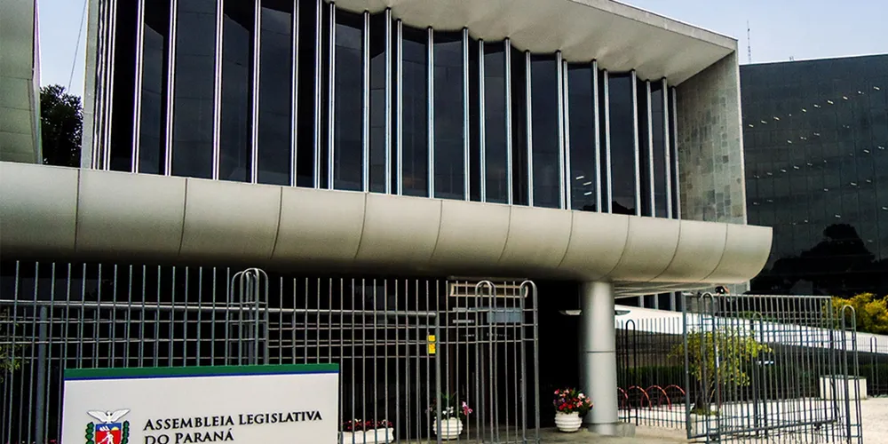 Imagem ilustrativa da imagem MPPR cumpre ordens de busca e apreensão na Alep nesta terça