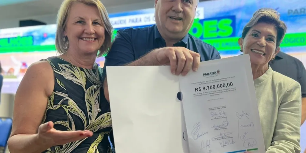 Cerimônia teve a participação do secretário estadual Beto Preto e da deputada Márcia Huçulak