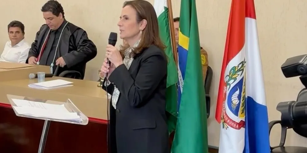 A cerimônia de diplomação aconteceu nesta terça-feira (10)