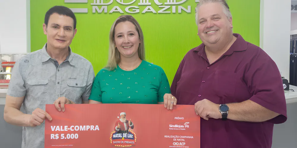 Ganhadora do prêmio de R4 5 mil foi Keli Pan, que fez compras na Lord Magazin