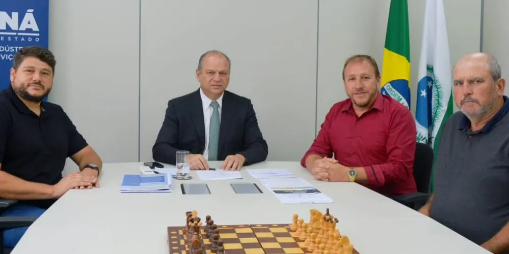 Ricardo Barros e Laercio Cipriano estiveram reunidos nesta terça-feira (04), em Curitiba