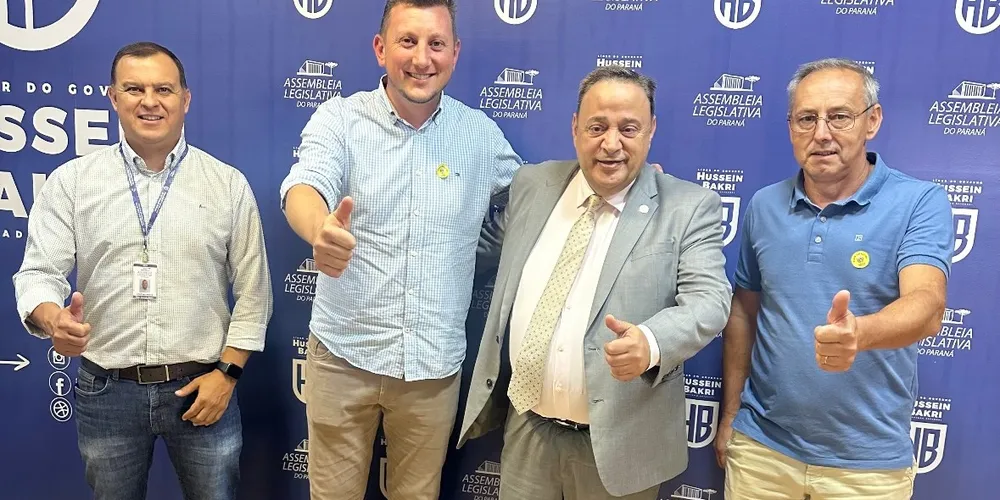 Leandro Jasinski e Hussein Bakri estiveram juntos no gabinete do deputado estadual, na Alep