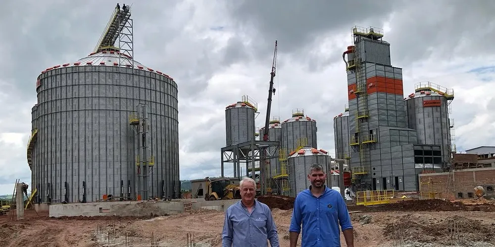 Durante a visita, o prefeito foi recebido pelo empresário Luiz Carlos Zampier