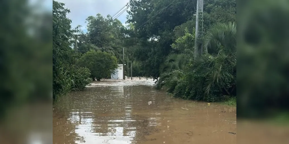 Chuvas provocam alagamentos na região de Tibagi