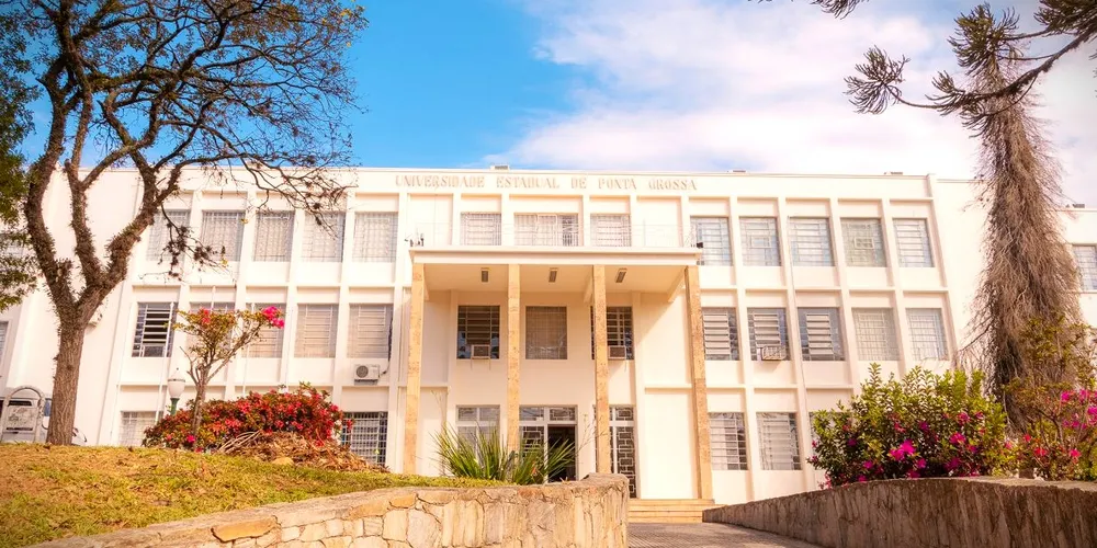 Instituição ponta-grossense tem dois campi no Município