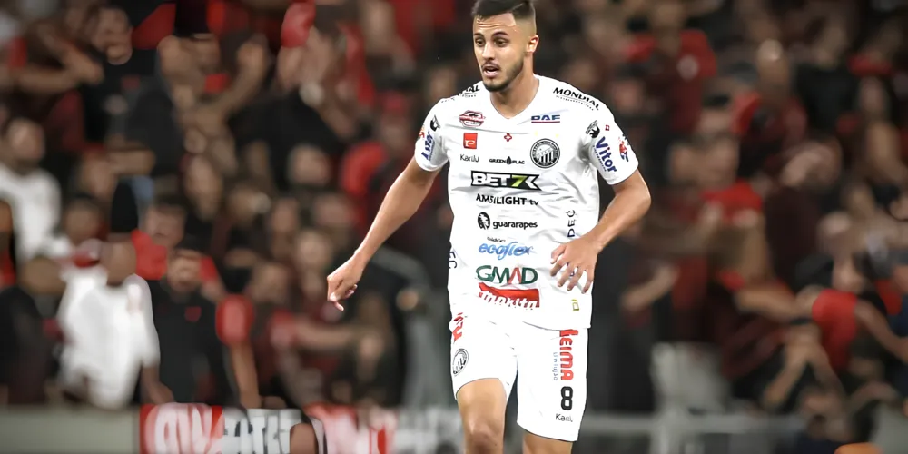 Vinicius Diniz permanecerá no time japonês até dezembro deste ano